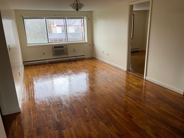 Apartment image 4
