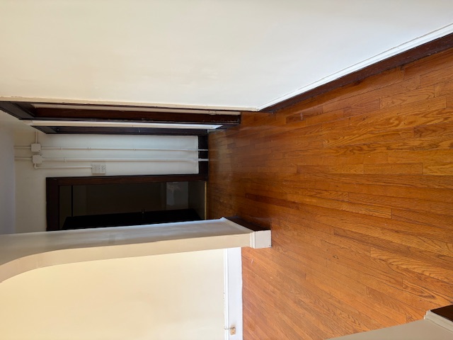 Apartment image 6