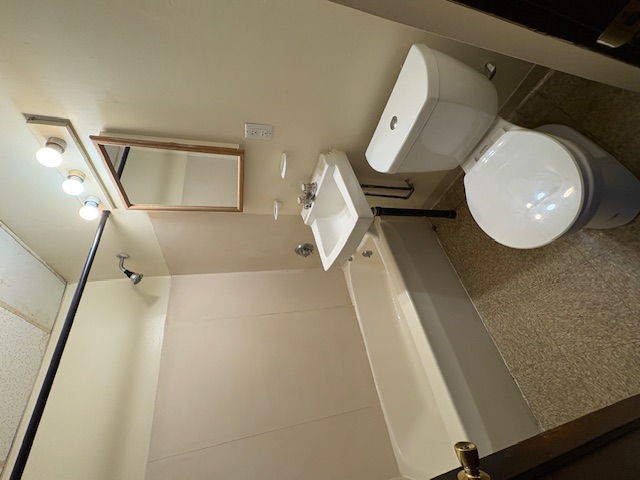 Apartment image 5